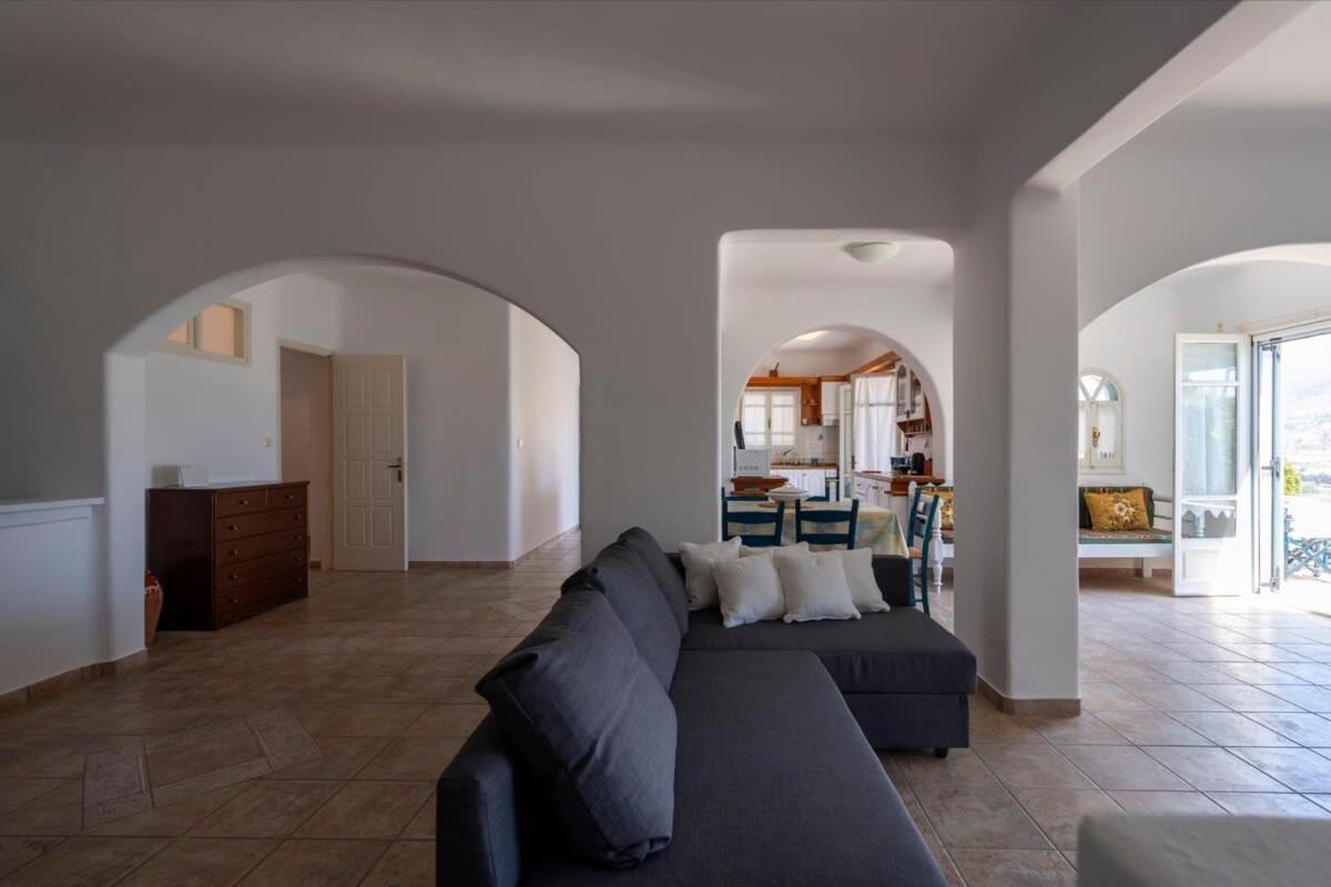 Parikia Cove Mansion Villa Exterior photo