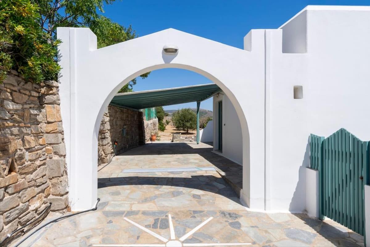 Parikia Cove Mansion Villa Exterior photo